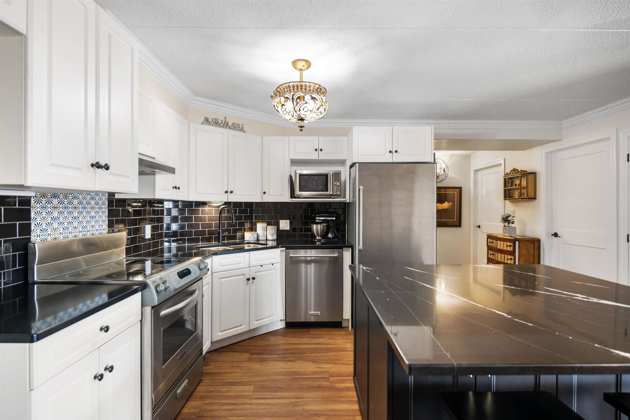 305 50 Water Street, Thunder Bay, Ontario, Canada