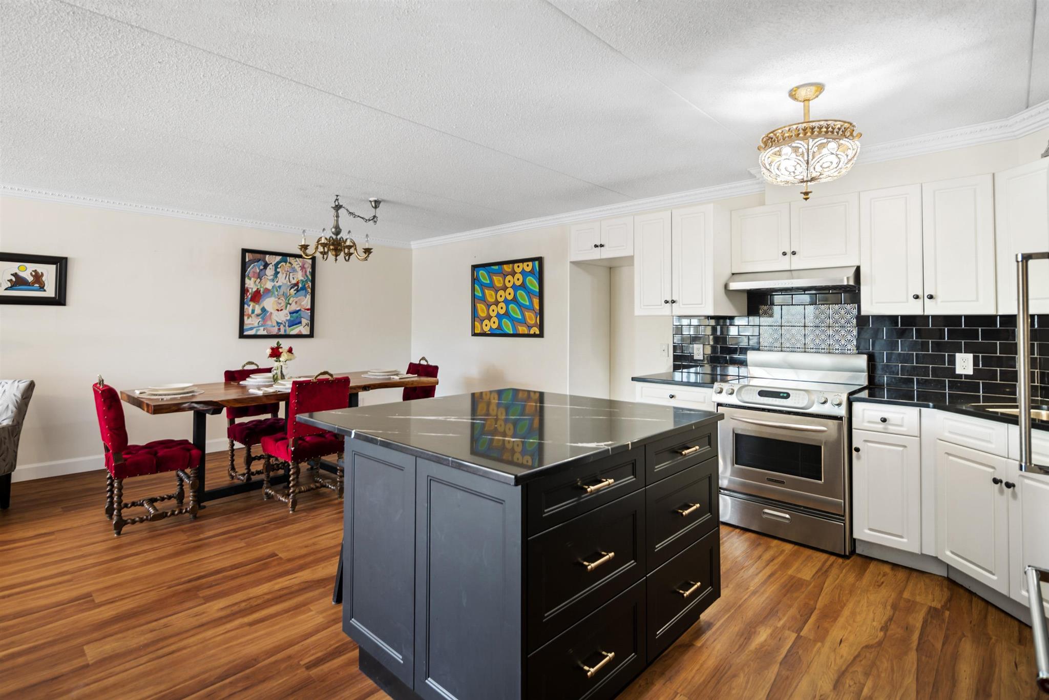 305 50 Water Street, Thunder Bay, Ontario, Canada