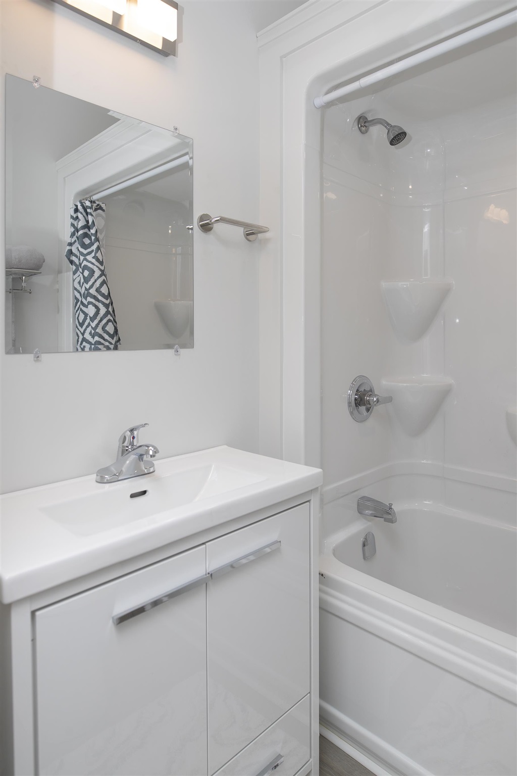 423 Frankwood Avenue, Thunder Bay, Ontario, Canada