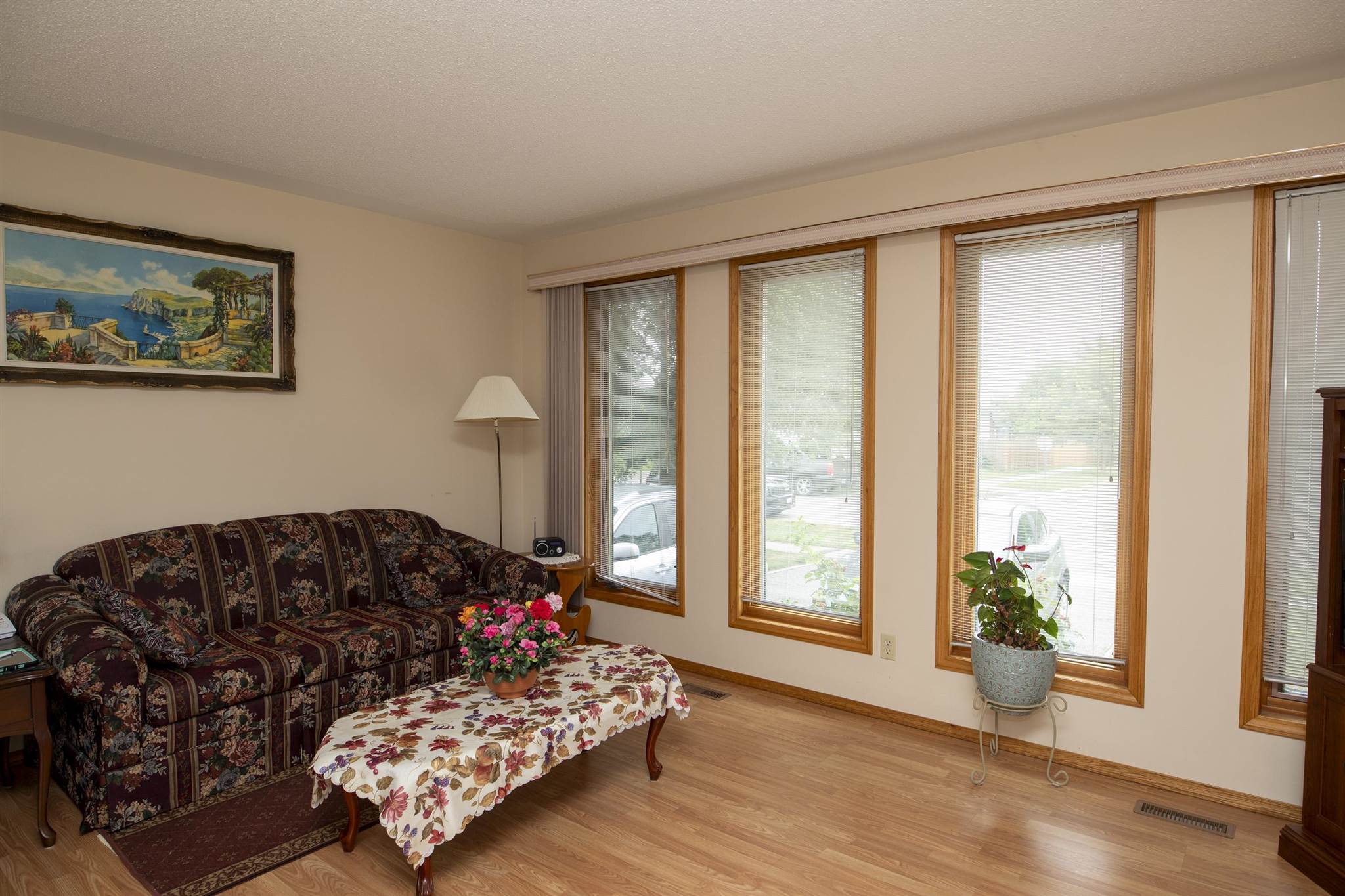 343 Riviera Drive, Thunder Bay, Ontario, Canada