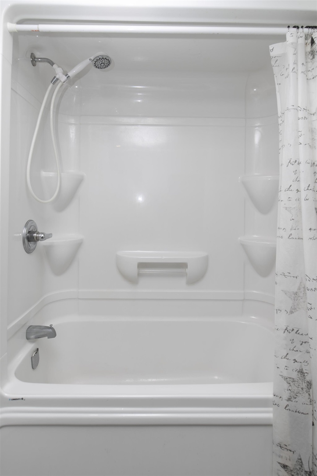 144 Carl Avenue, Thunder Bay, Ontario, Canada