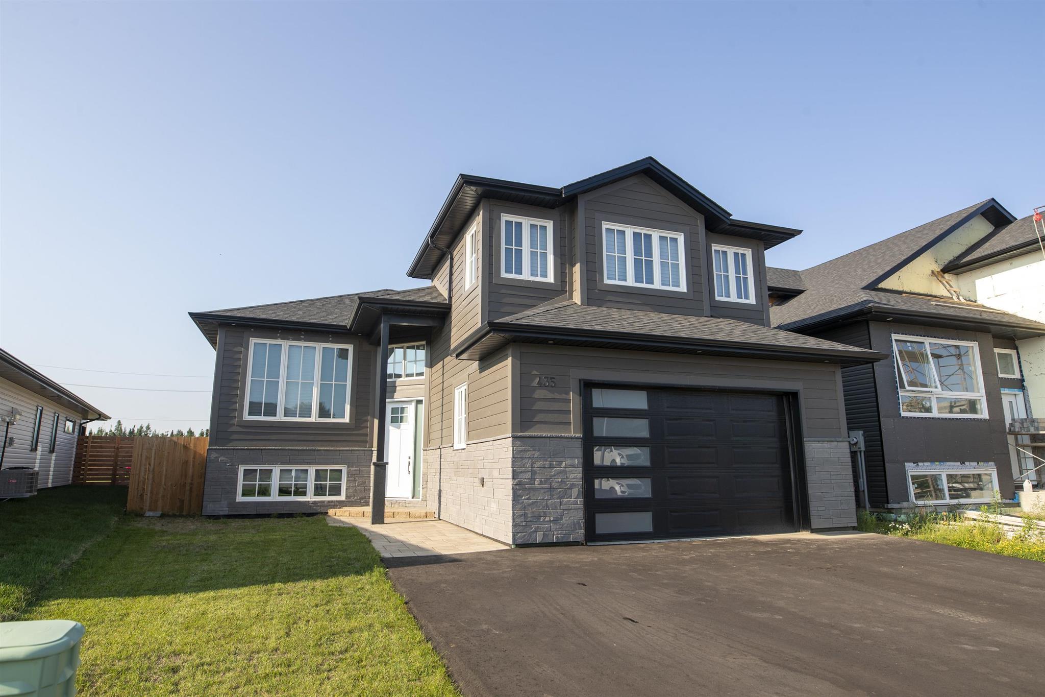 435 Muskrat Drive, Thunder Bay, Ontario, Canada