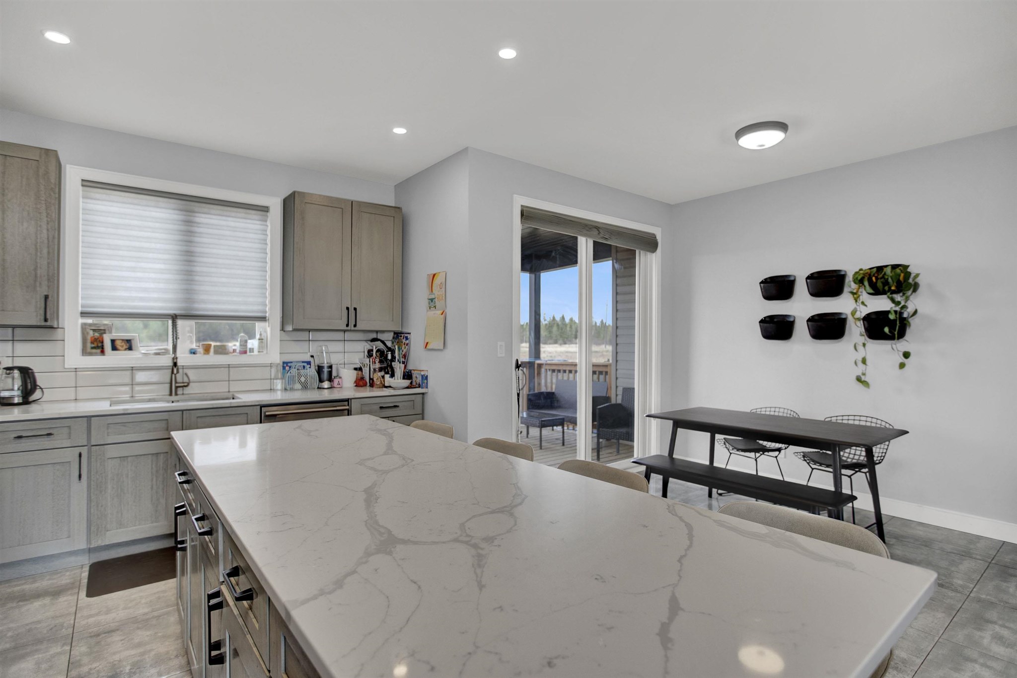 497 Muskrat Drive, Thunder Bay, Ontario, Canada