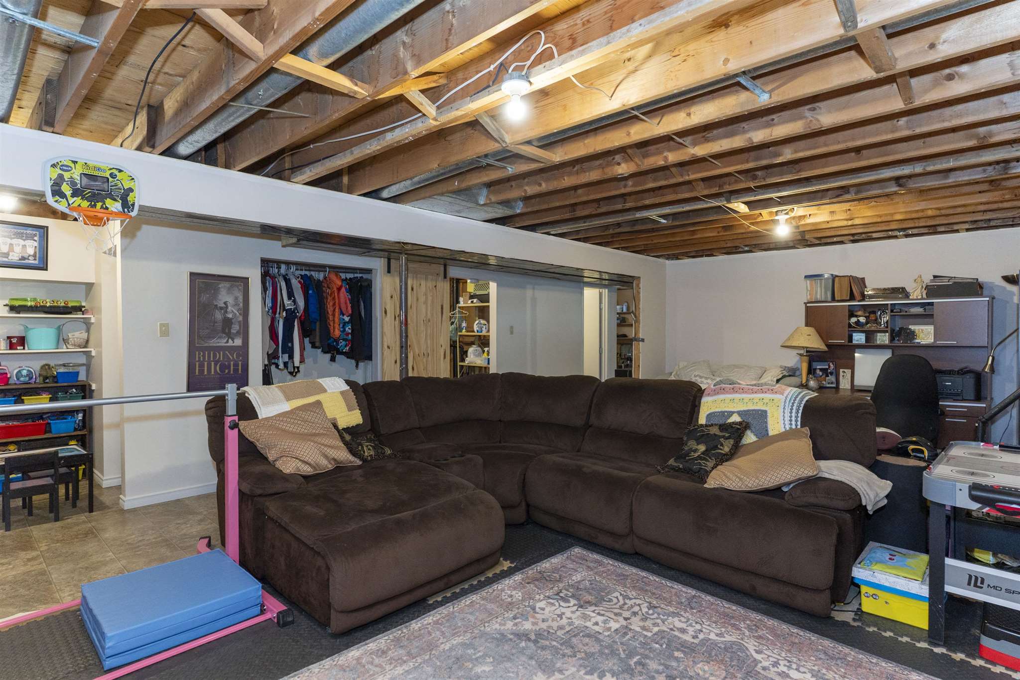 200 Fanshaw Street, Thunder Bay, Ontario, Canada