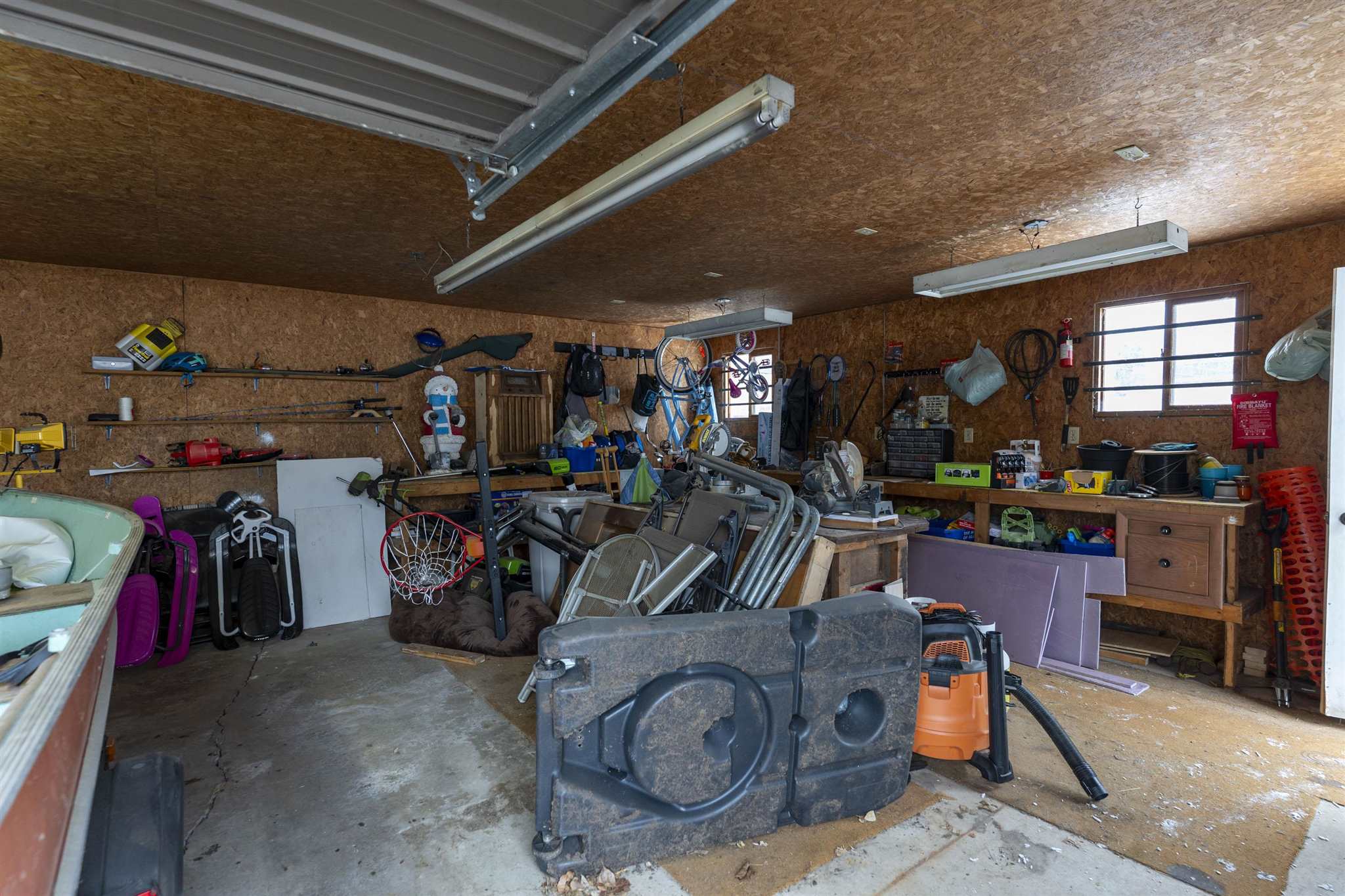 200 Fanshaw Street, Thunder Bay, Ontario, Canada