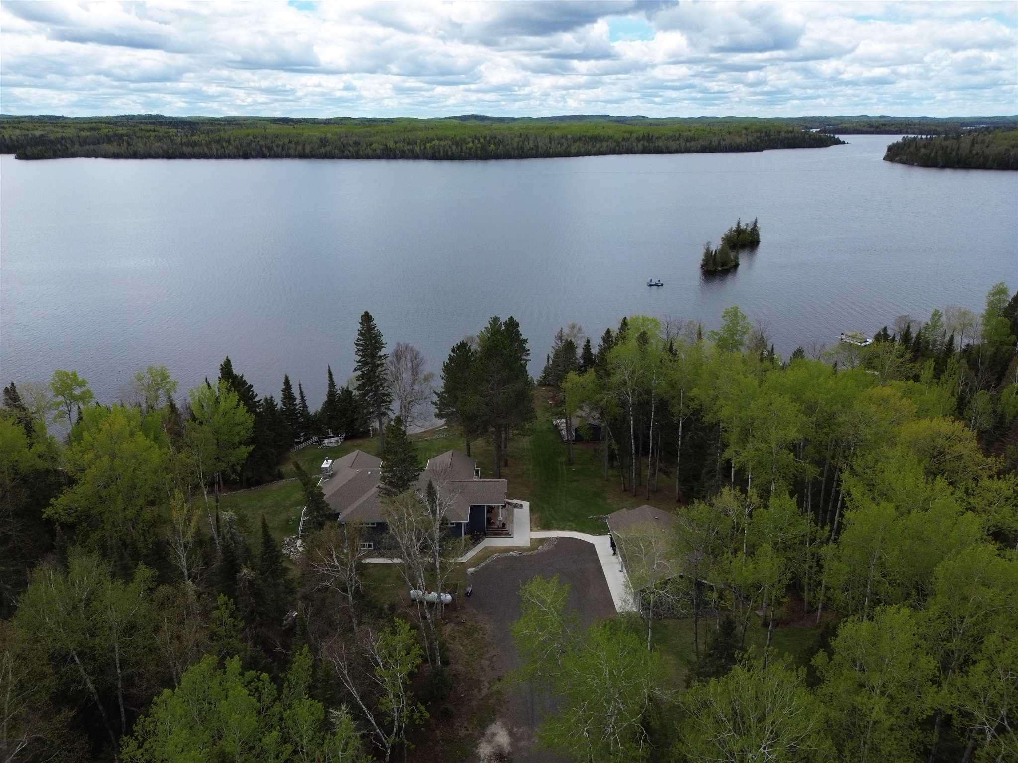 30 Barred Owl Road, Thunder Bay, Ontario, Canada photo 2