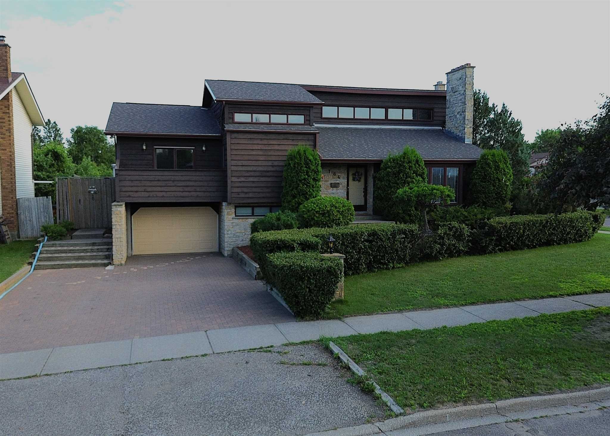 164 iris crescent, Thunder Bay Ontario, Canada