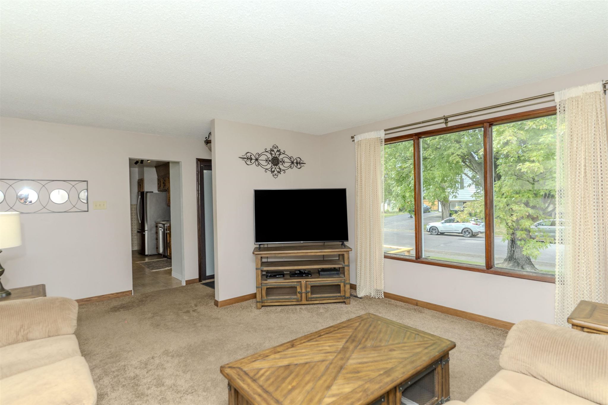 188 University Drive, Thunder Bay, Ontario, Canada photo 3