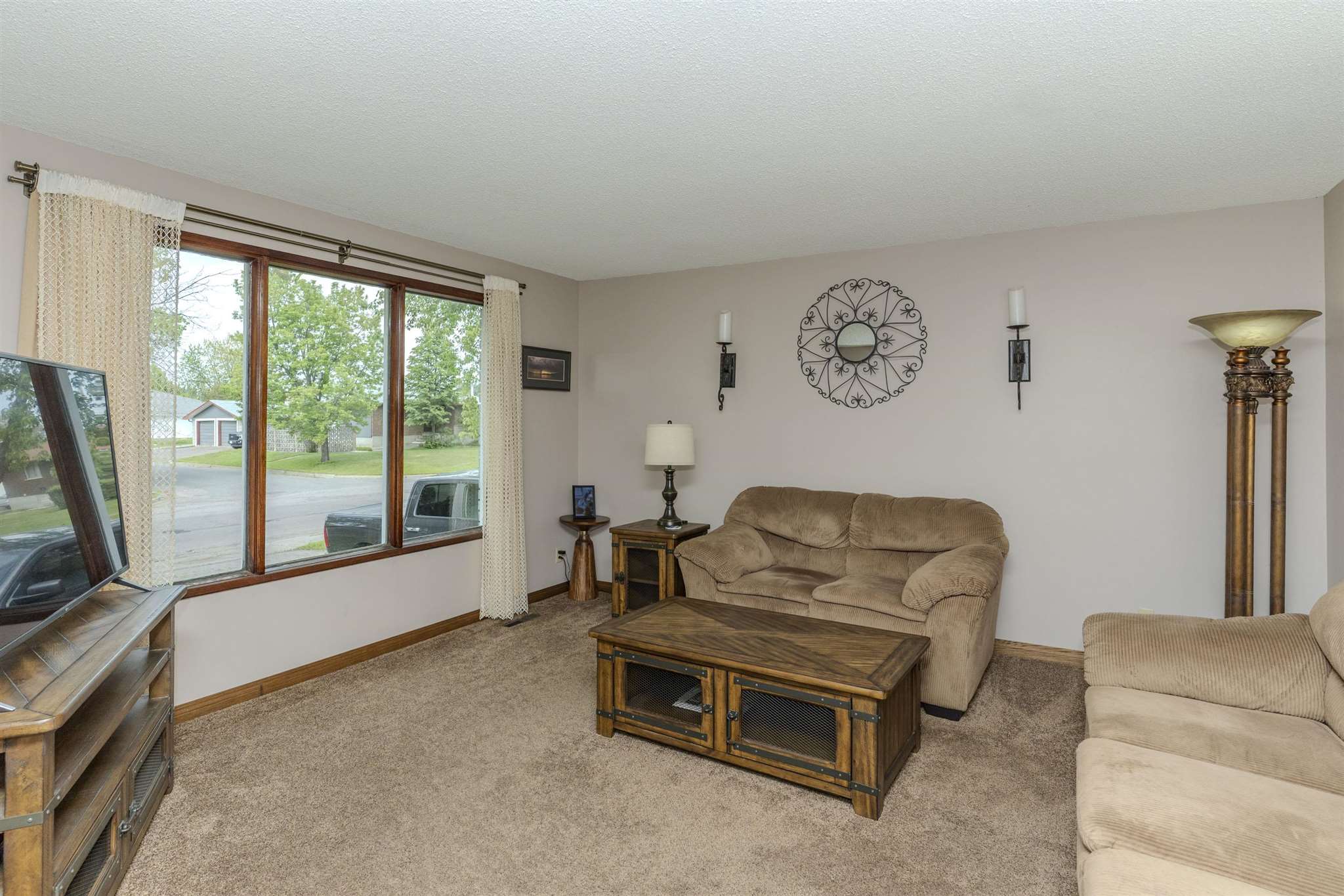 188 University Drive, Thunder Bay, Ontario, Canada photo 4