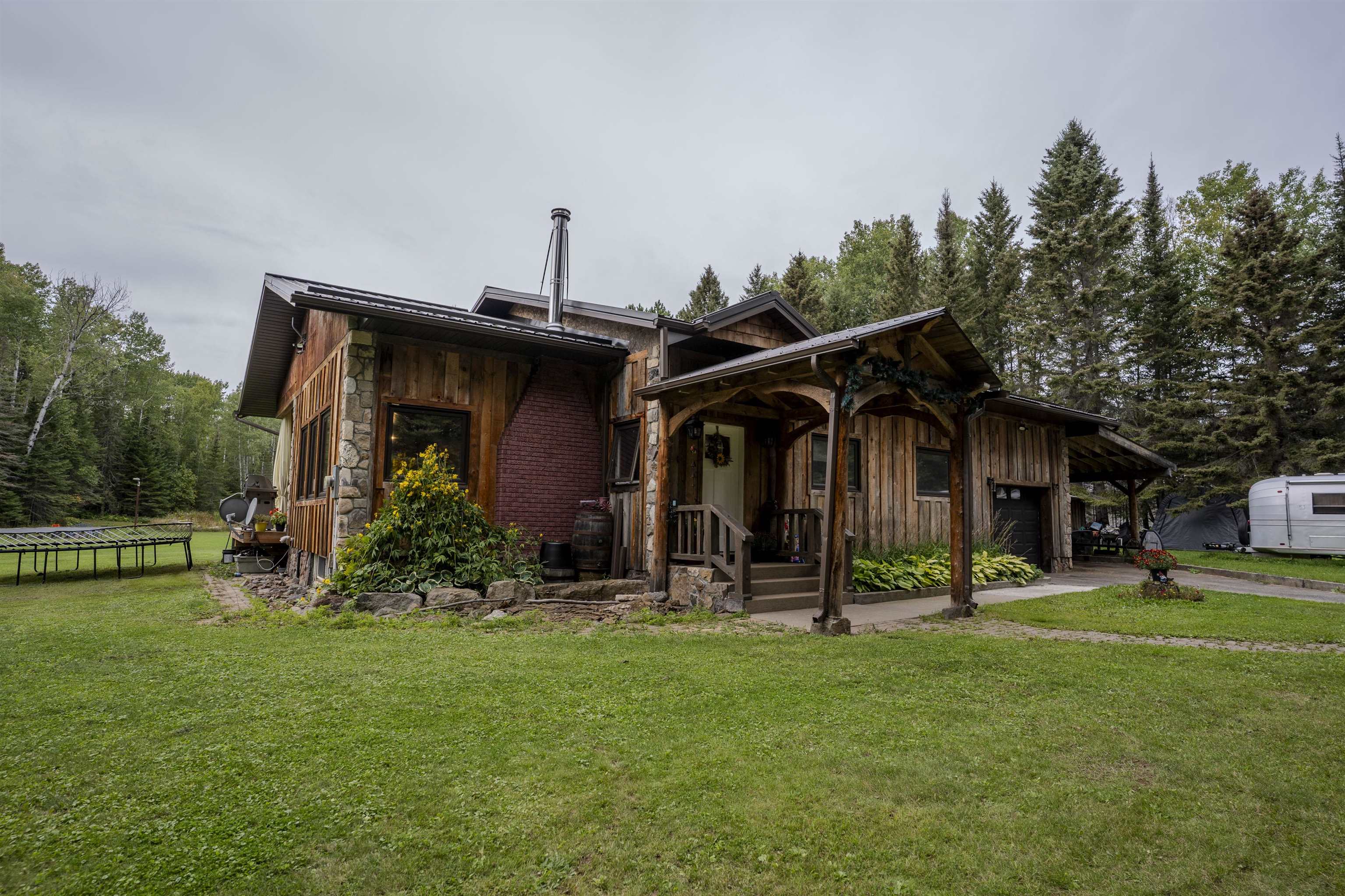 345 fisher road, Thunder Bay Ontario, Canada