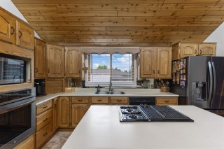 164 Iris Crescent, Thunder Bay Ontario