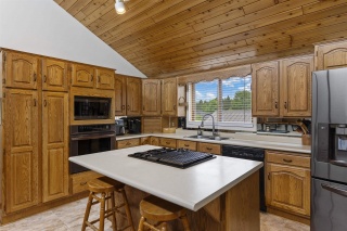 164 Iris Crescent, Thunder Bay Ontario