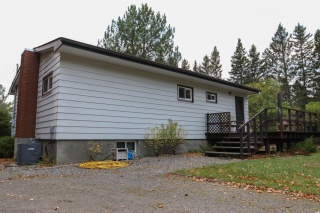 1476 louis street, Thunder Bay Ontario, Canada