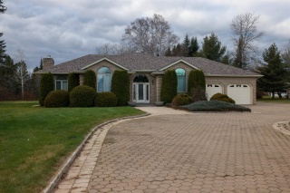 2200 bordeaux crescent, Thunder Bay Ontario, Canada