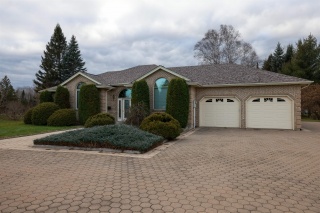 2200 bordeaux crescent, Thunder Bay Ontario, Canada