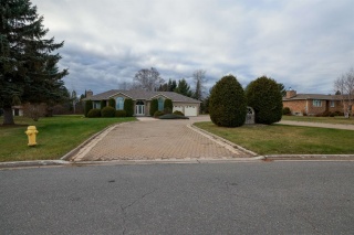 2200 bordeaux crescent, Thunder Bay Ontario, Canada