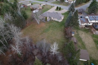 2200 Bordeaux Crescent, Thunder Bay Ontario