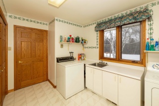 2200 Bordeaux Crescent, Thunder Bay Ontario