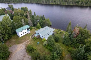 32i one island lake road n, Thunder Bay Ontario, Canada