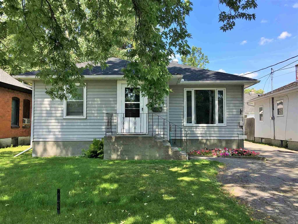 562 Church Street, Fort Frances Ontario, Canada