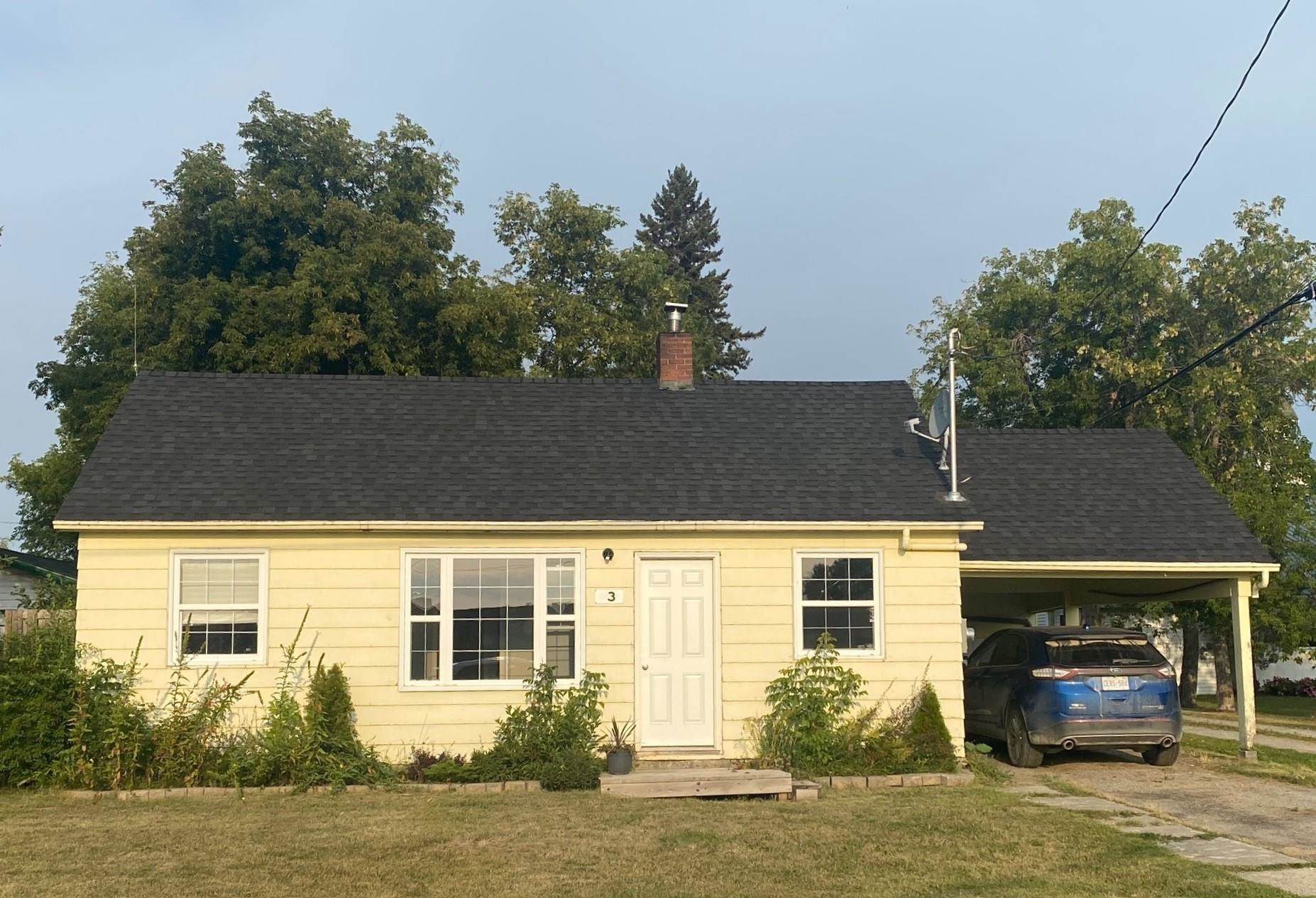 3 King Street, Emo Ontario, Canada