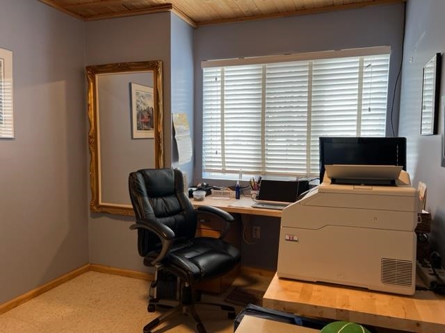 100 Queen Street, Barwick, Ontario, Canada