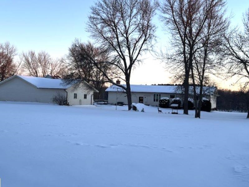 57 Strachan Drive, Emo, Ontario, Canada photo 33