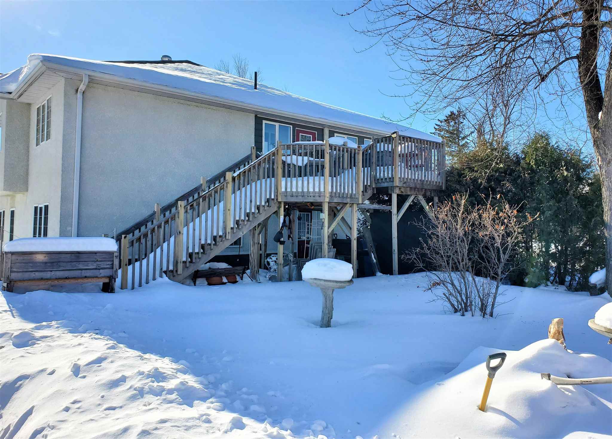 100 Queen Street, Barwick, Ontario, Canada photo 47
