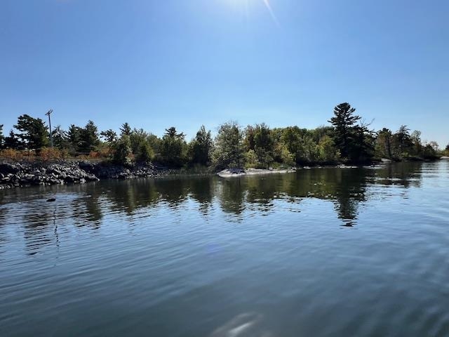 G 734 Rainy Lake, Fort Frances, Ontario, Canada photo 6