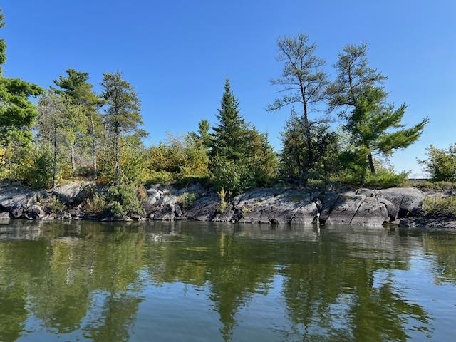 G 734 Rainy Lake, Fort Frances, Ontario, Canada photo 9