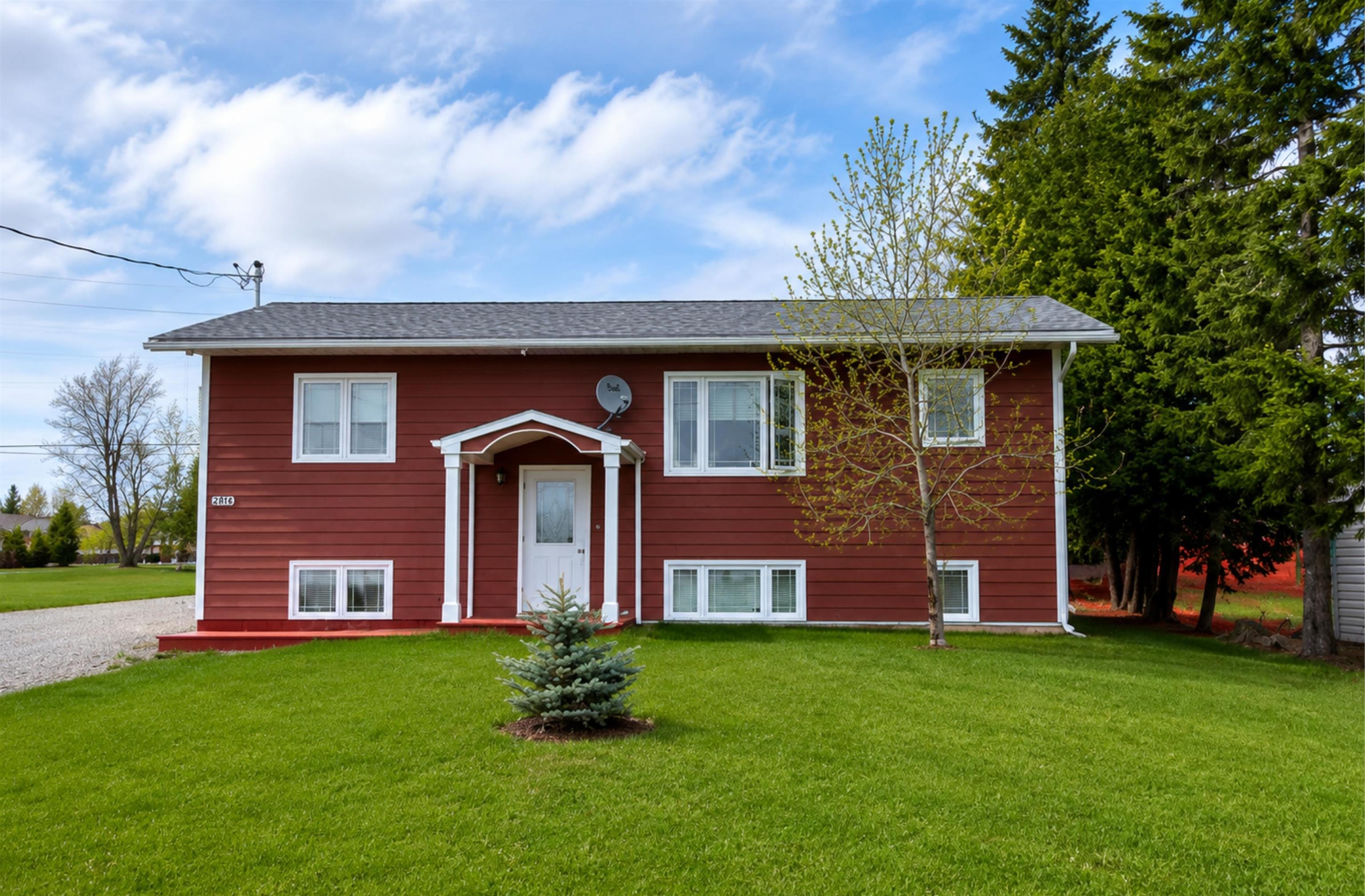 6086 Hwy 11/71, Emo, Ontario, Canada photo 1