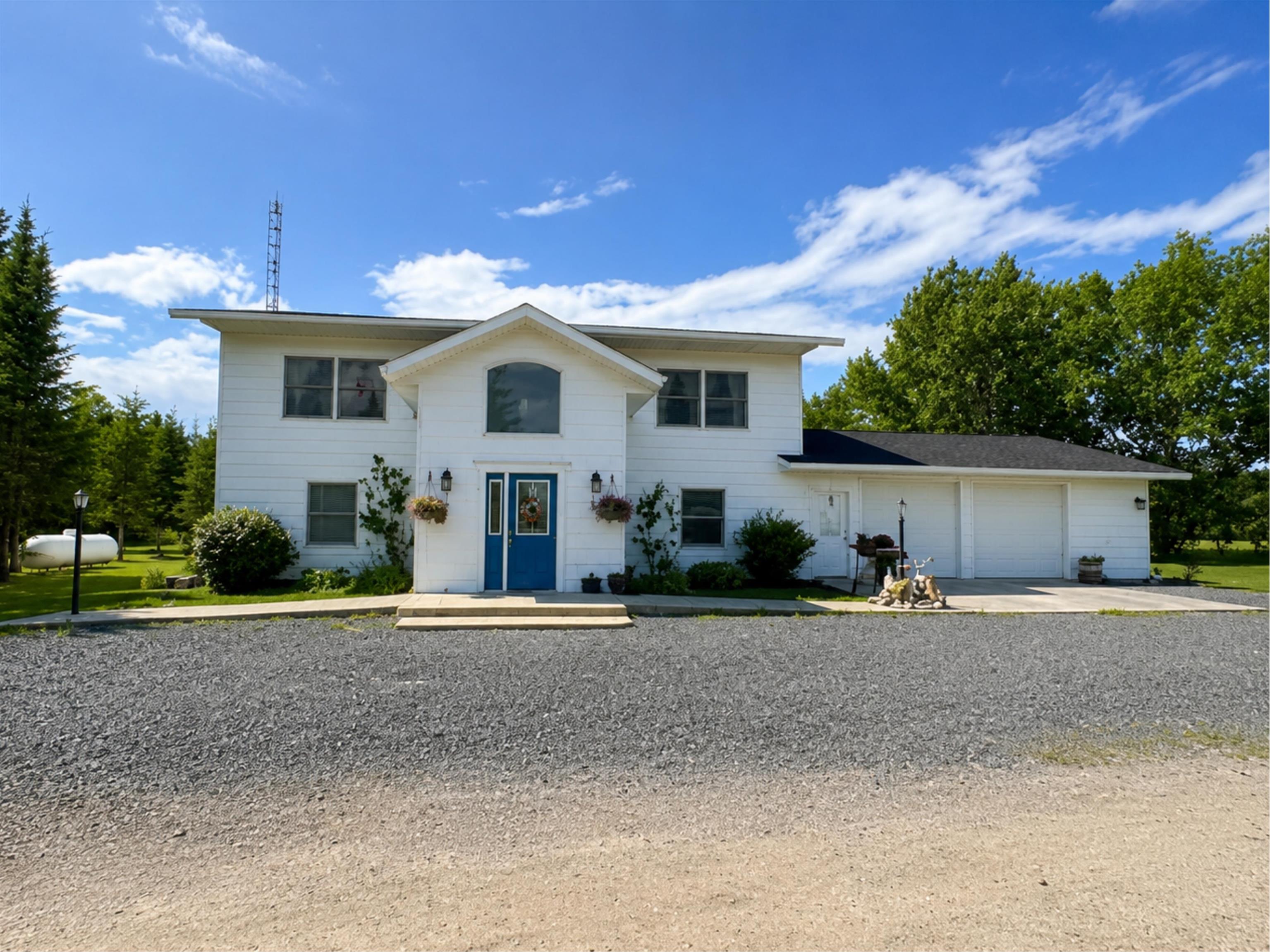 7431 Hwy 621 photo 1