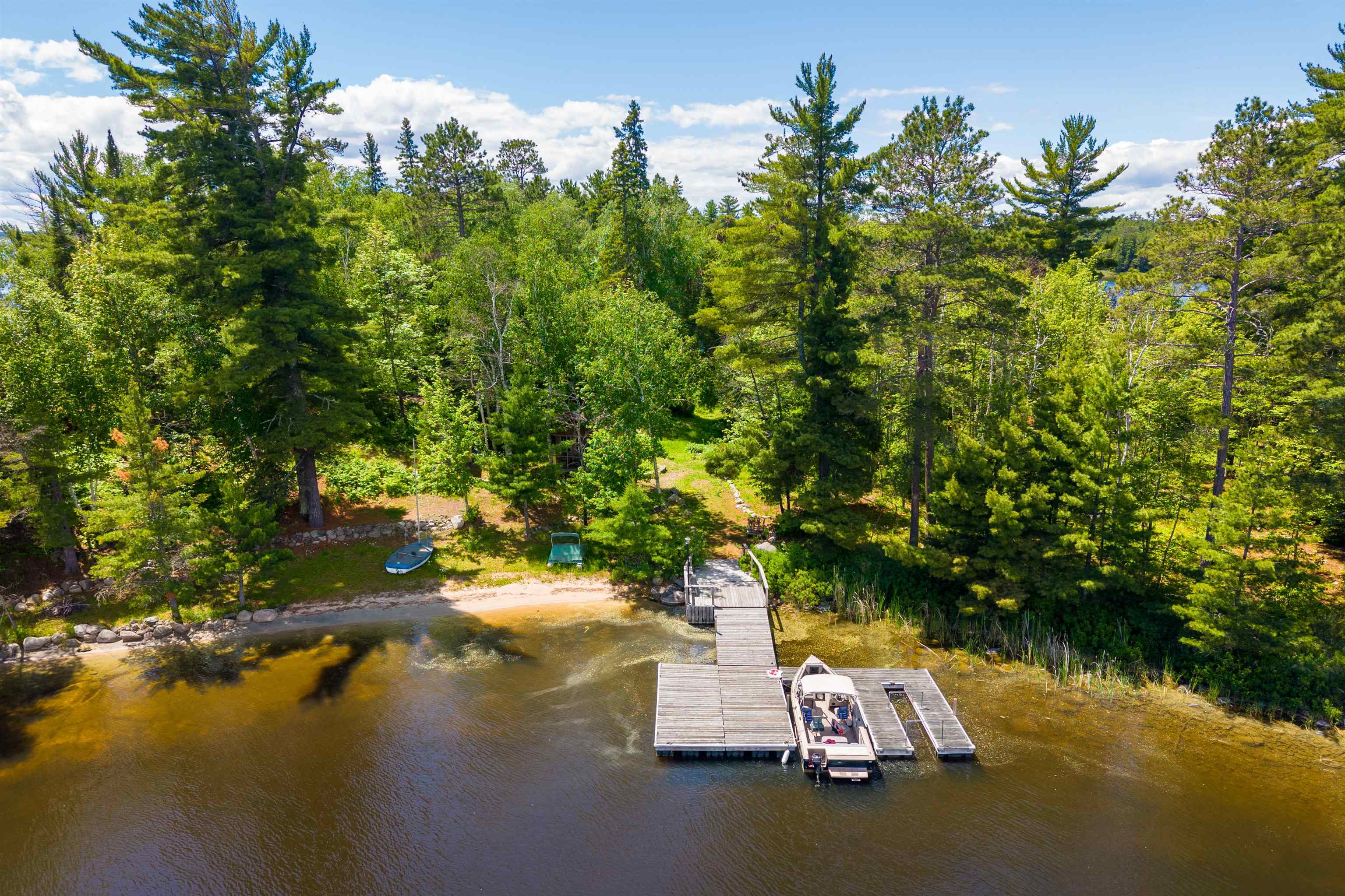 G-1425 Ben Island, Rainy Lake Island, Fort Frances, Ontario, Canada photo 4