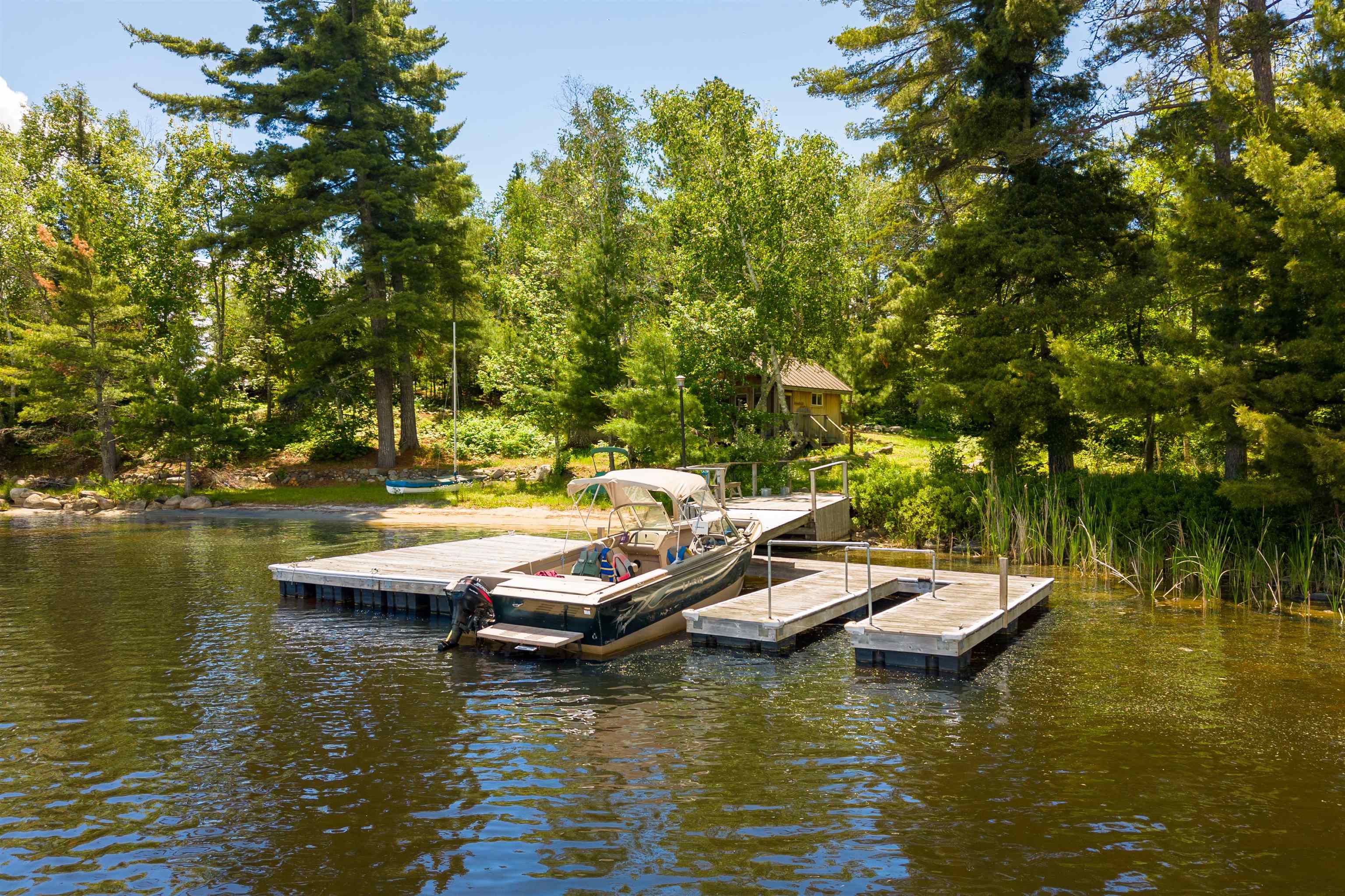 G-1425 Ben Island, Rainy Lake Island, Fort Frances, Ontario, Canada photo 6