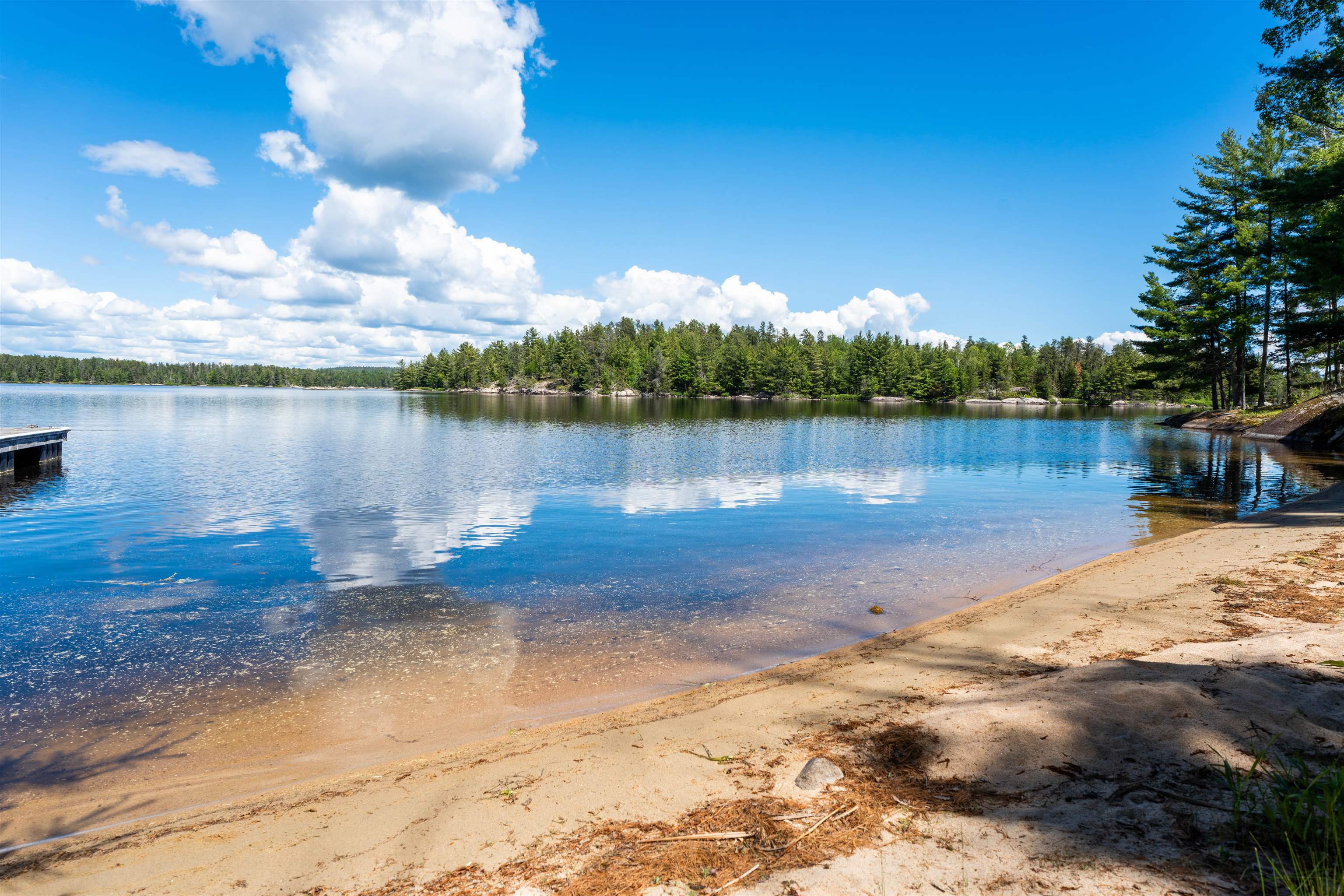 G-1425 Ben Island, Rainy Lake Island, Fort Frances, Ontario, Canada photo 11