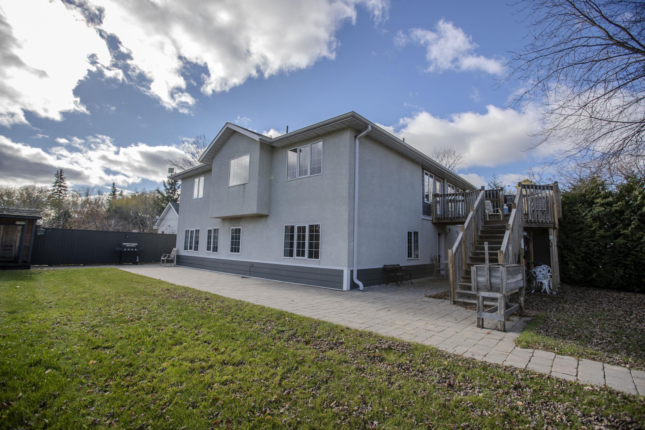 100 Queen Street, Barwick, Ontario, Canada photo 39