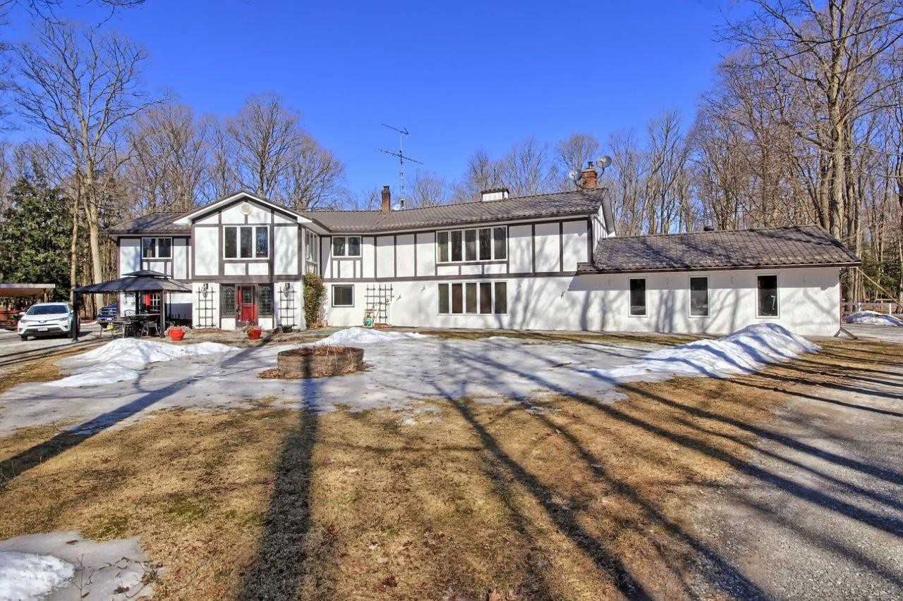 54 Bridle Path, East Gwillimbury Ontario, Canada