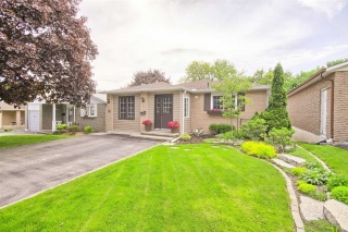 180 Robinson Dr, Newmarket Ontario, Canada