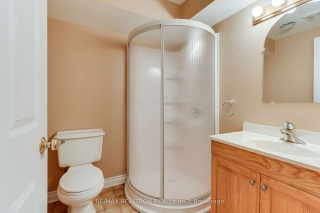 60 Ward Ave, East Gwillimbury Ontario