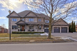74 Howard Ave, East Gwillimbury Ontario, Canada