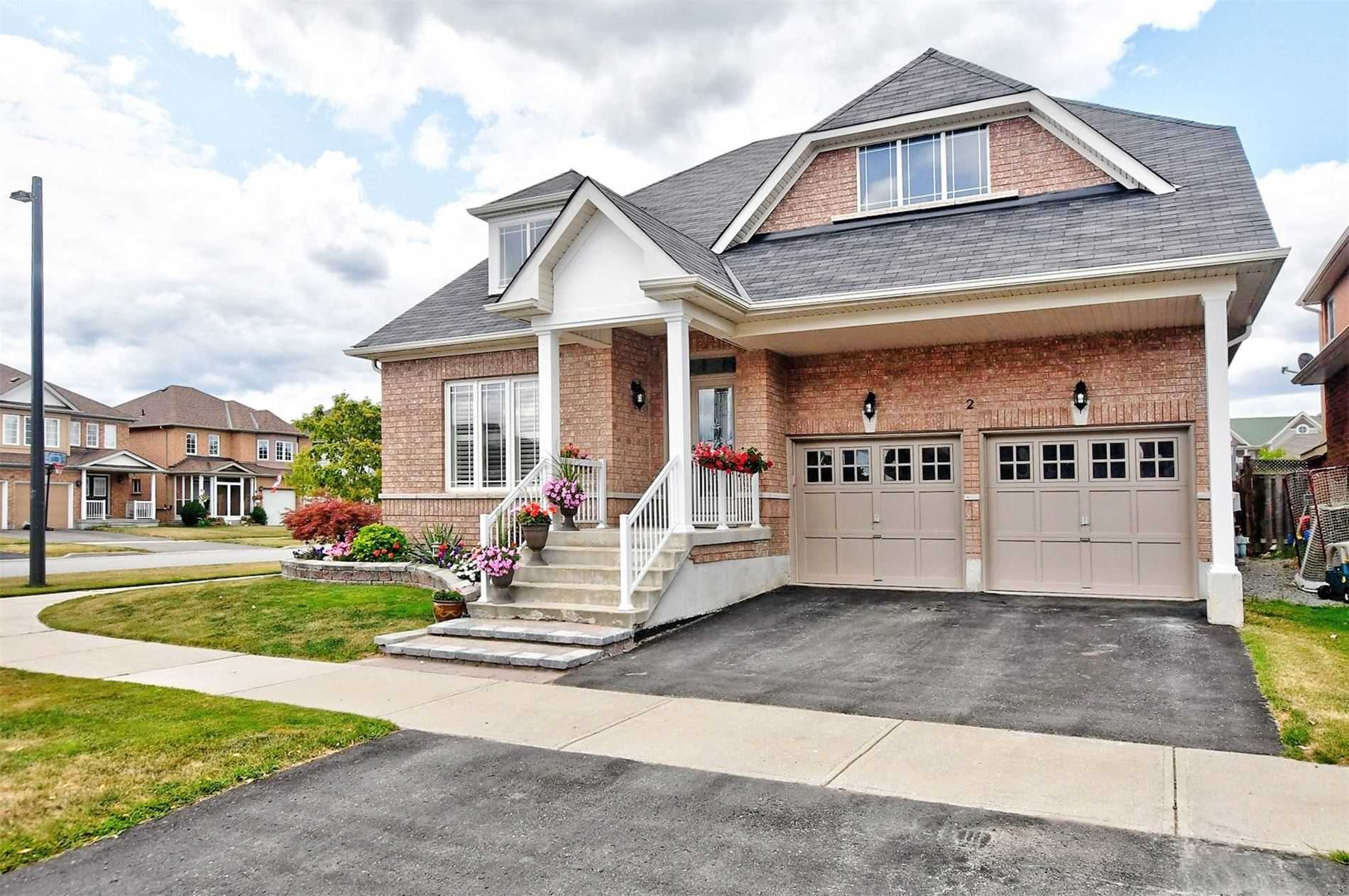 2 Brookhurst Ave, Georgina Ontario, Canada