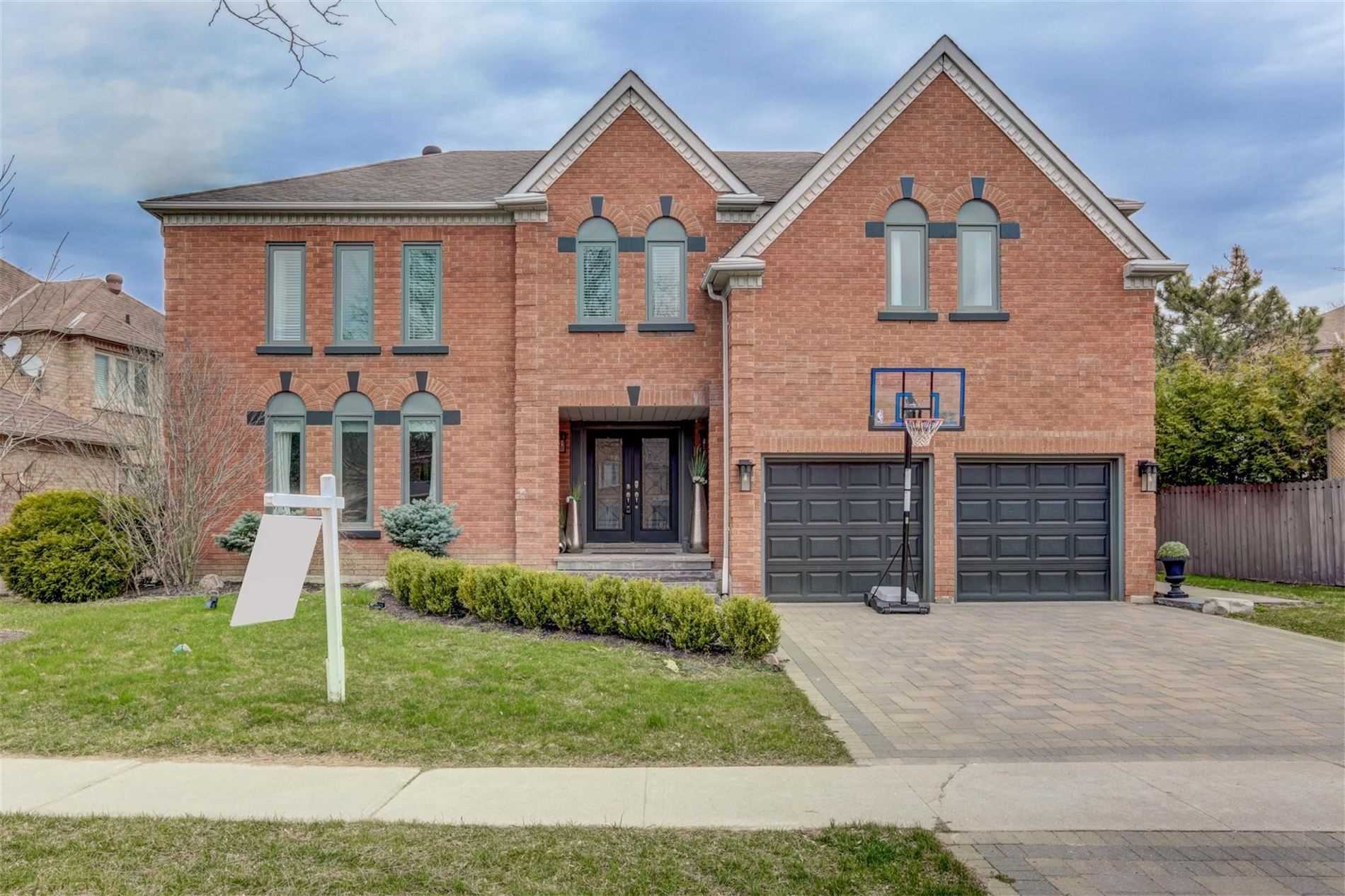 897 Lockwood Circ, Newmarket Ontario, Canada
