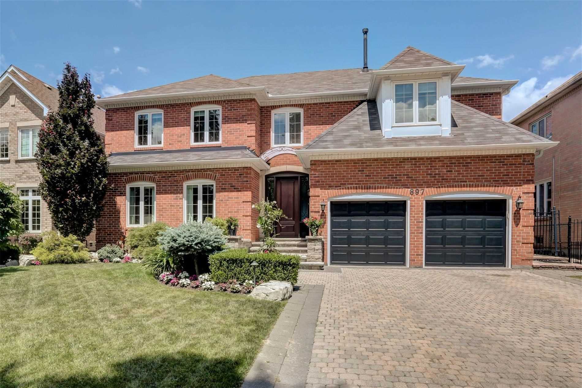 897 Norsan Crt, Newmarket Ontario, Canada