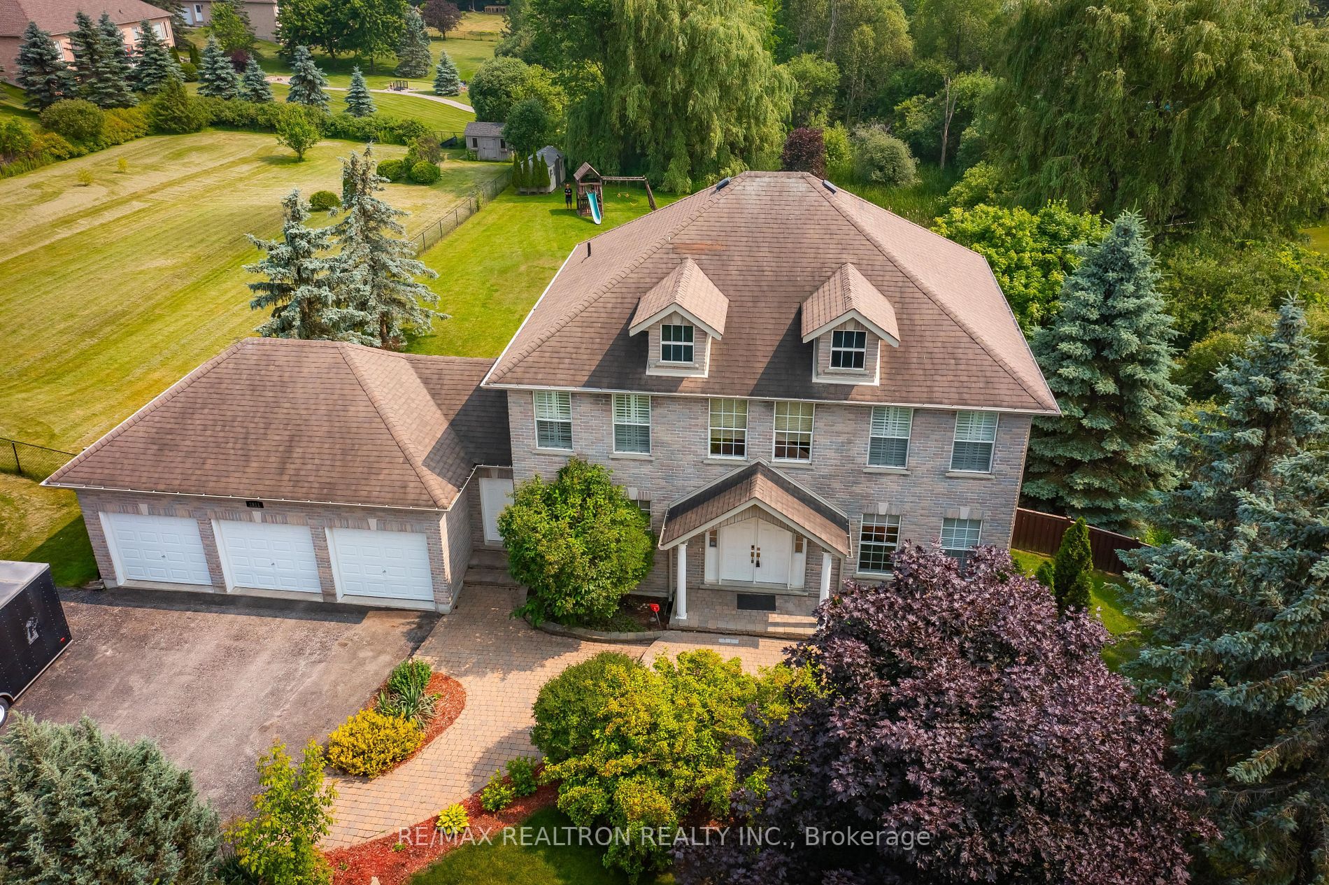 1911 Mount Albert Rd, East Gwillimbury Ontario, Canada