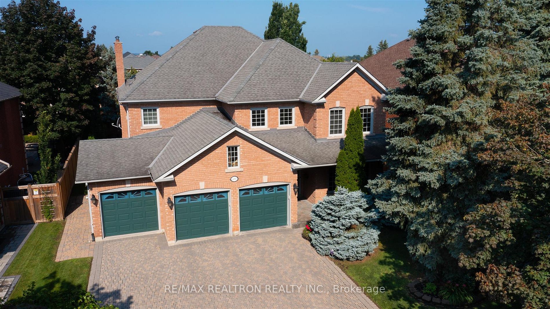 653 Exceller Circ, Newmarket Ontario, Canada