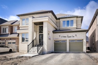 207 Walter English Dr, East Gwillimbury Ontario, Canada