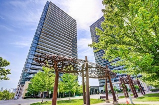 33 Singer Crt, Toronto Ontario, Canada