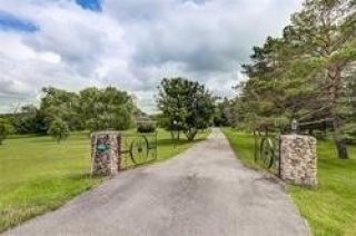 2673 Mount Albert Rd, East Gwillimbury Ontario, Canada