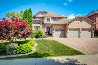 1035 Stonehaven Ave, Newmarket Ontario, Canada