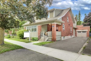40 Wells St, Aurora Ontario, Canada